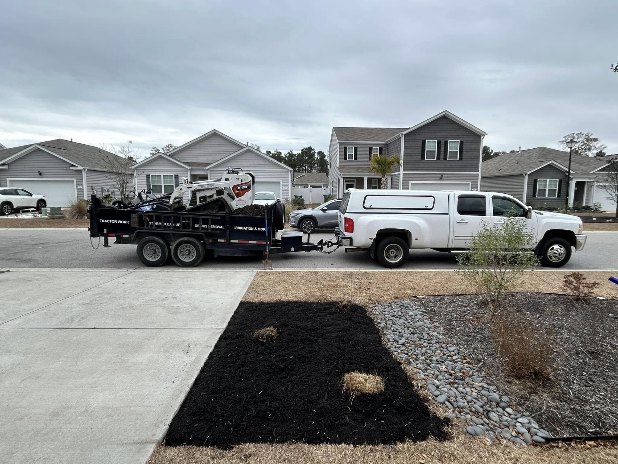 Install mulch in Myrtle Beach,SC 29579