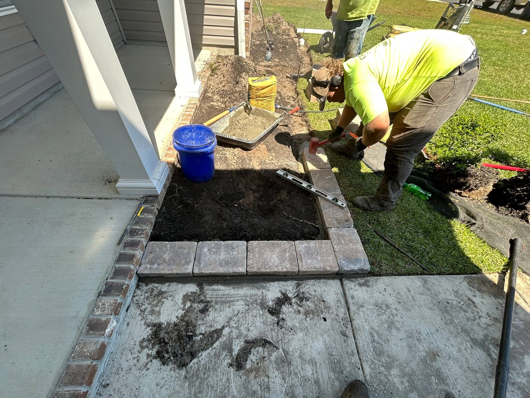 Installed pavers, paver borders,rock in Conway,SC 29526